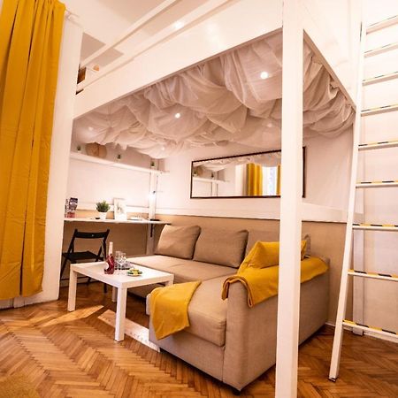 Cozy Studio Cismigiu Garden Apartment Bucharest Exterior photo
